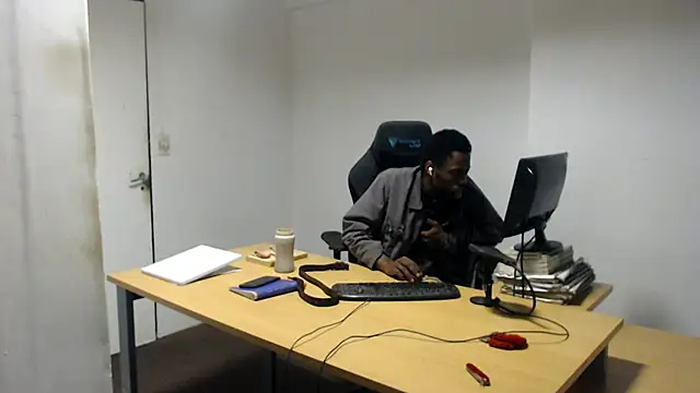 Mastertopdomen Live XXX chat