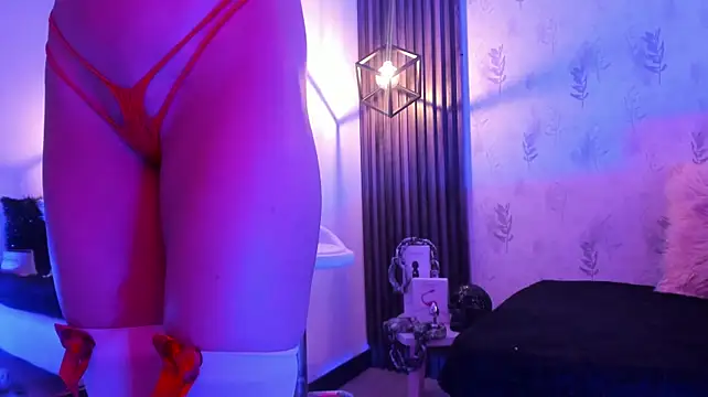 NahomyCarther Webcam Show