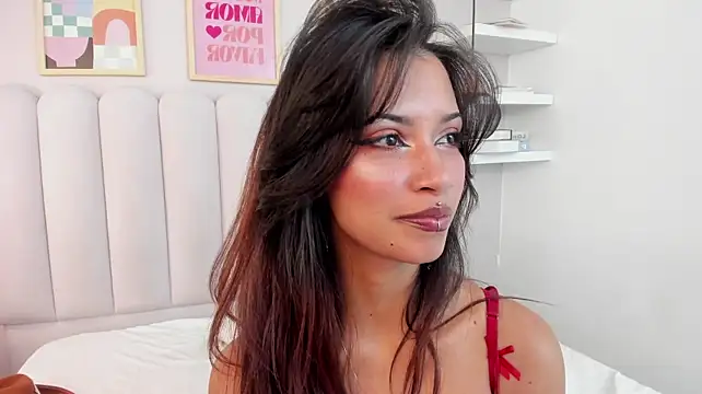 Chat XXX en directo de alessia__noir_