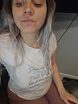 ScarletsWeb Adlı Modelin Canlı XXX Sohbeti