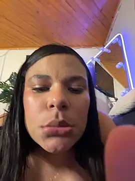 Isabella_boobd 现场XXX聊天