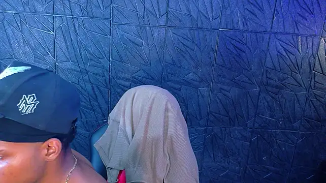 Онлайн чат XXX joel_embid