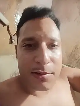 XXX chat uživo modela Tonny7i