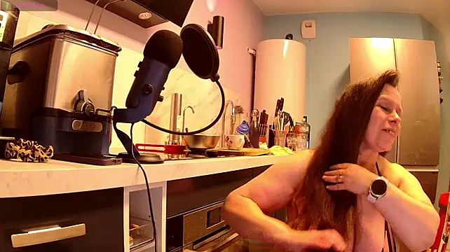 Chat +18 de Endrocleia ao vivo