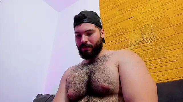 צ'אט XXX בשידור חי של SebastianVilla_