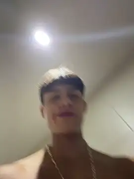 Онлайн чат XXX Lander_Cruz