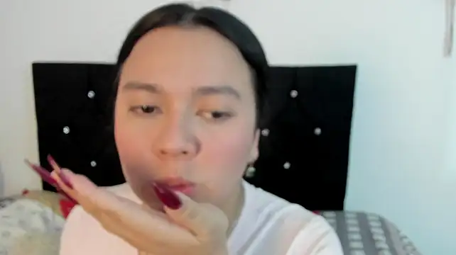 rudyhlowes' Live XXX Chat