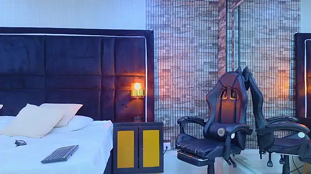 MollyRuso Webcam show