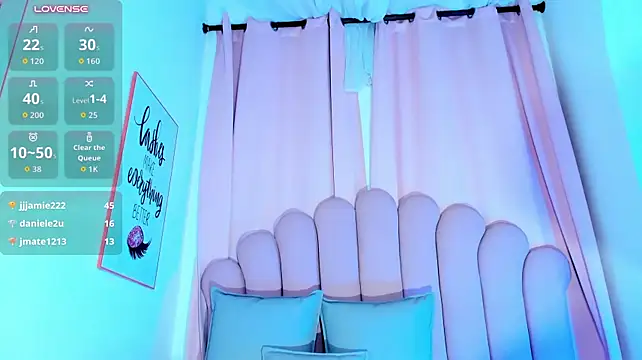 NicoleMadrird 现场XXX聊天