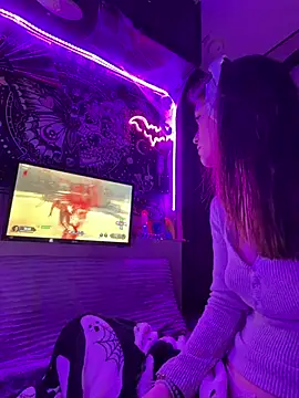 Lilactease's Webcam Show