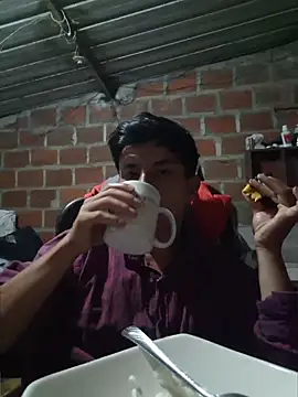 Chat XXX ao vivo de ZaneHoward