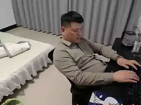 zhang1118 Obrolan Langsung XXX