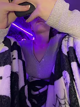 แชท XXX สดของ Lilactease