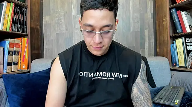צ'אט XXX בשידור חי של Axton_Wild