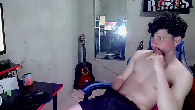 Atom_Hot – Naživo XXX chat