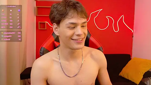 Онлайн чат XXX LoganSteel_