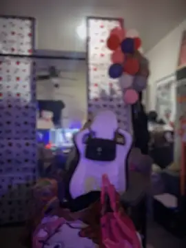 Motherbigbus' Webcam Show