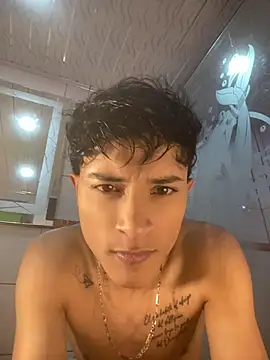 แชท XXX สดของ Edward_Milleer