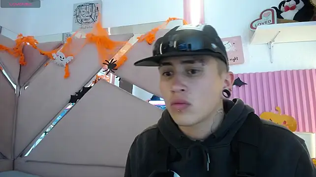 oblivionlove XXX чат на живо