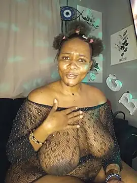 Chat XXX en directo de CocoBootyyy