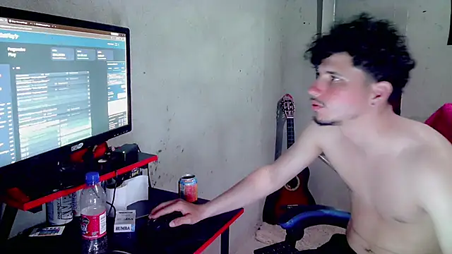 Atom_Hot élő XXX-chatje