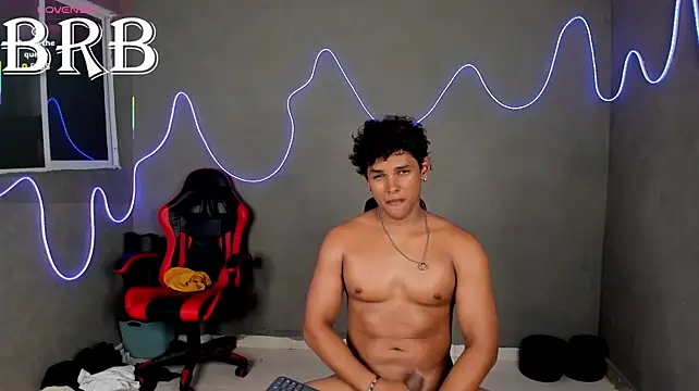 LiamVibes212 – webcam-show
