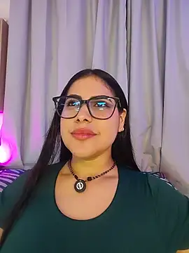 XXX chat uživo modela Axl_Lin