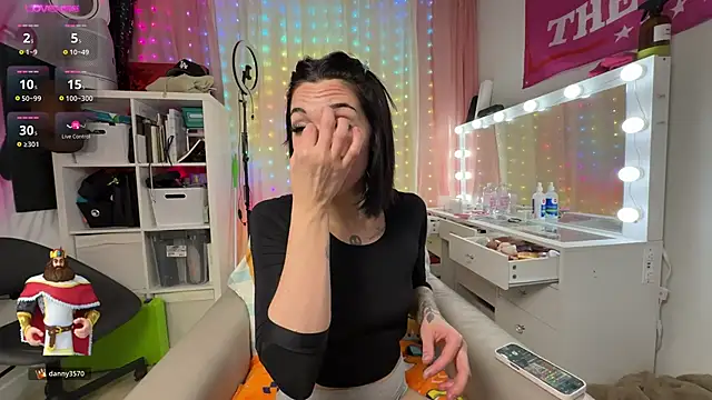 NattyFierros 现场XXX聊天