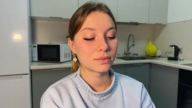 Sairallyn 现场XXX聊天