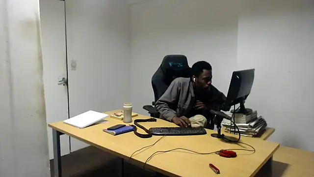 Pertunjukan Kamera Web Mastertopdome