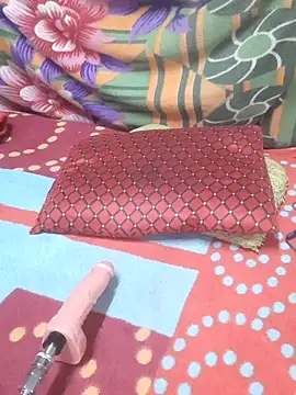 Burhade-- live XXX chat