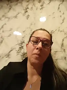 Chat XXX en directo de MONICA__11