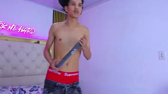 JustinSecret live XXX chat