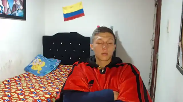 XXX chat uživo modela Stiiveen777