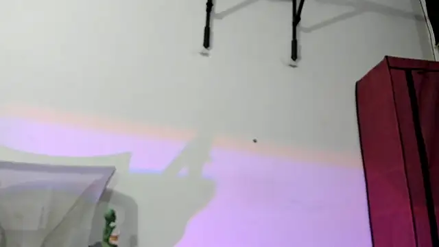 srghost333 élő XXX-chatje