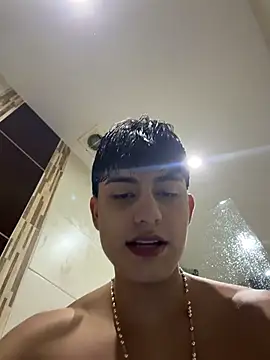 Chatroom XXX en direct de Lander_Cruz