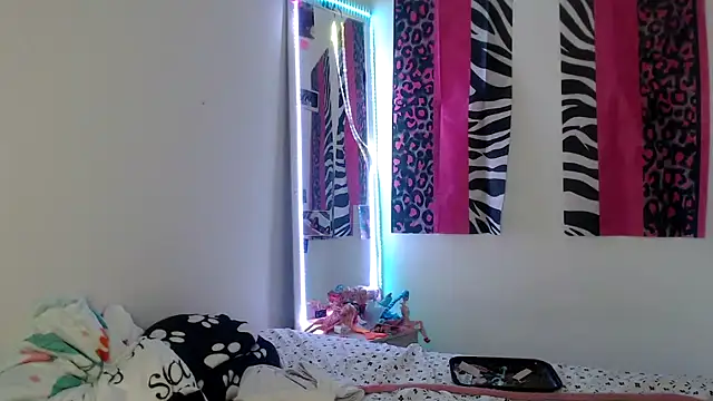 Czat XXX na żywo – Doll_sary