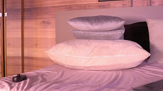 XXX chat uživo modela IzzyWild