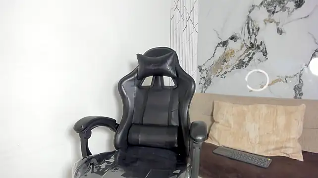 Chat XXX en directo de oliverSky_