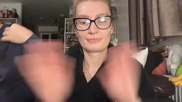 harleyblair 现场XXX聊天