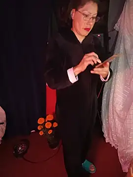 LaInsaciableIntensa Live XXX-Chat