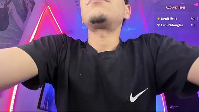 แชท XXX สดของ Ethan_Boyy