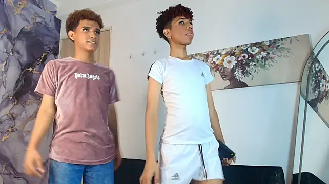 PITER_LOVER Adlı Modelin Canlı XXX Sohbeti