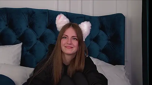 SofiaSarvains' Live XXX Chat