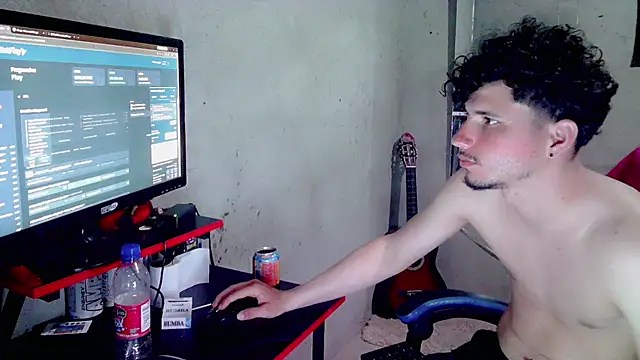 XXX chat uživo modela Atom_Hot