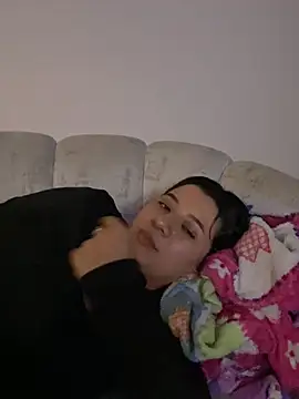 Chat +18 de roxi-fox ao vivo