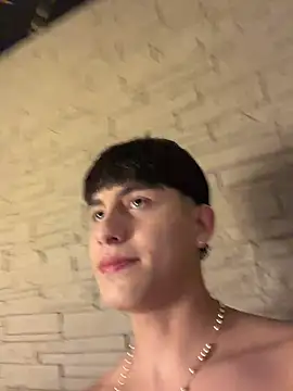Lander_Cruz – Live XXX-chat