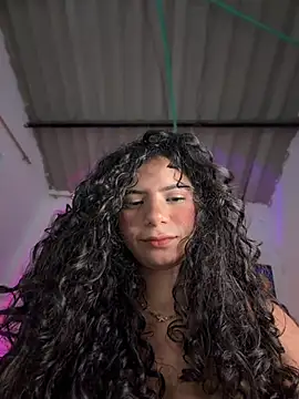 XXX chat uživo modela Simone_Miller