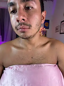 XXX chat uživo modela Simone_Miller
