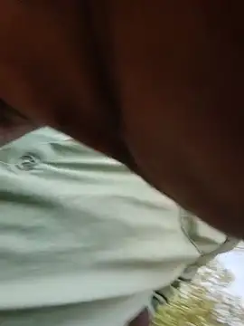 Paramkeerthi 라이브 XXX 채팅
